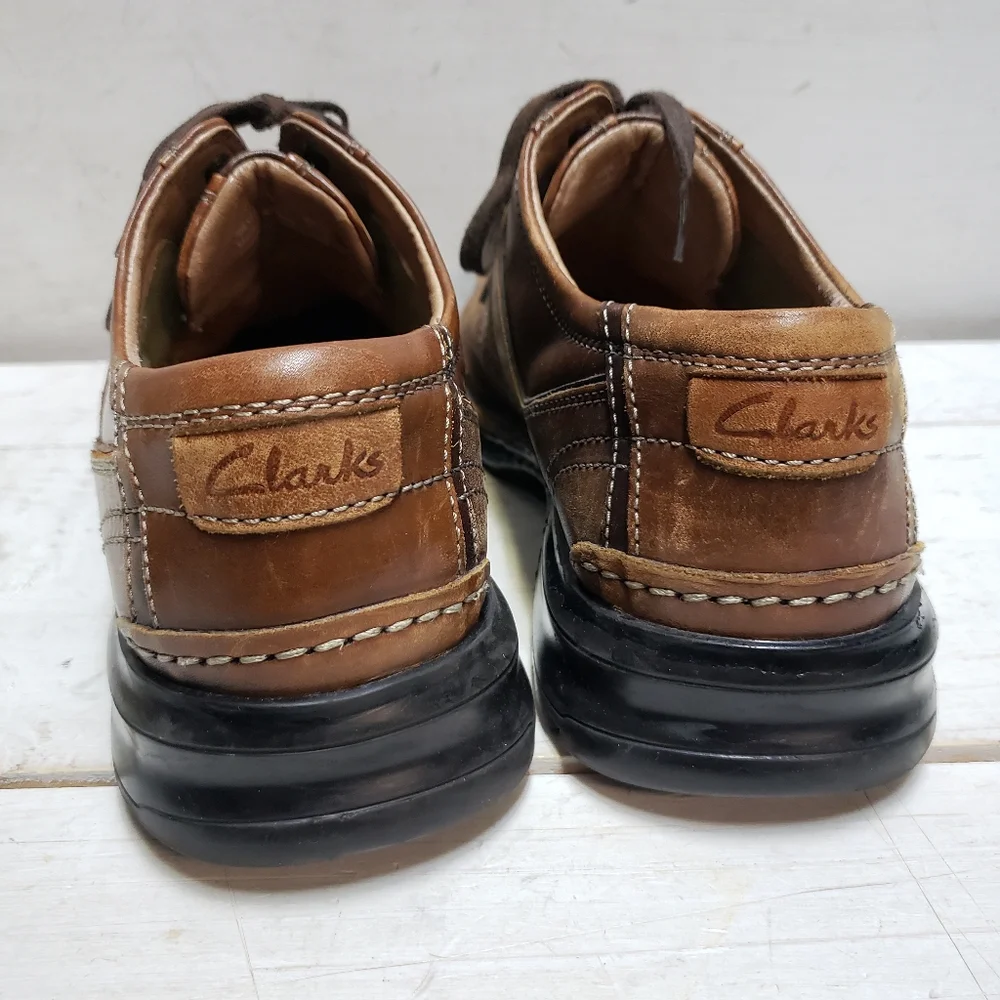 Clarks leather oxford two tone brown shoes ~ mens size 10